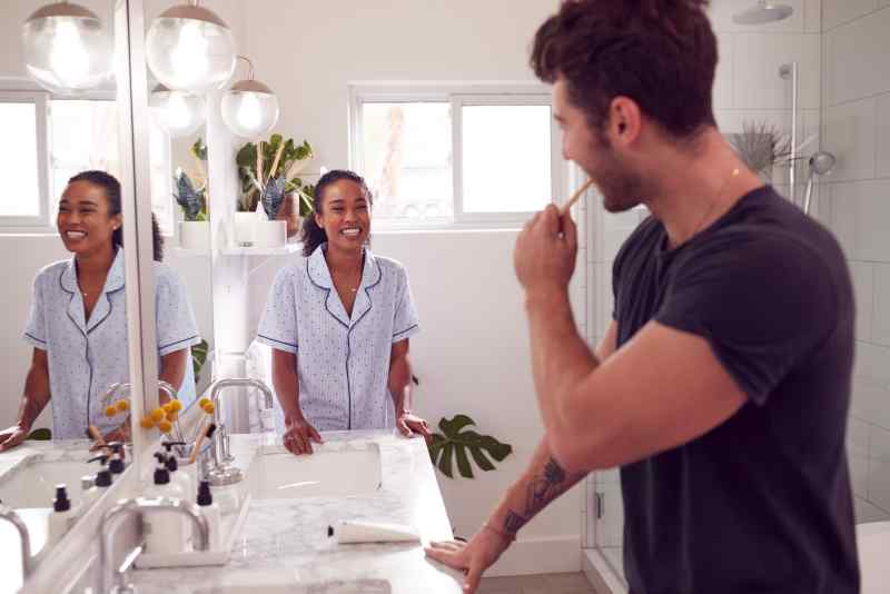 Se brosser les dents après chaque prise Pharamond