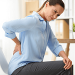 Douleurs sciatiques en position assise ? Étirements simples pour les soulager