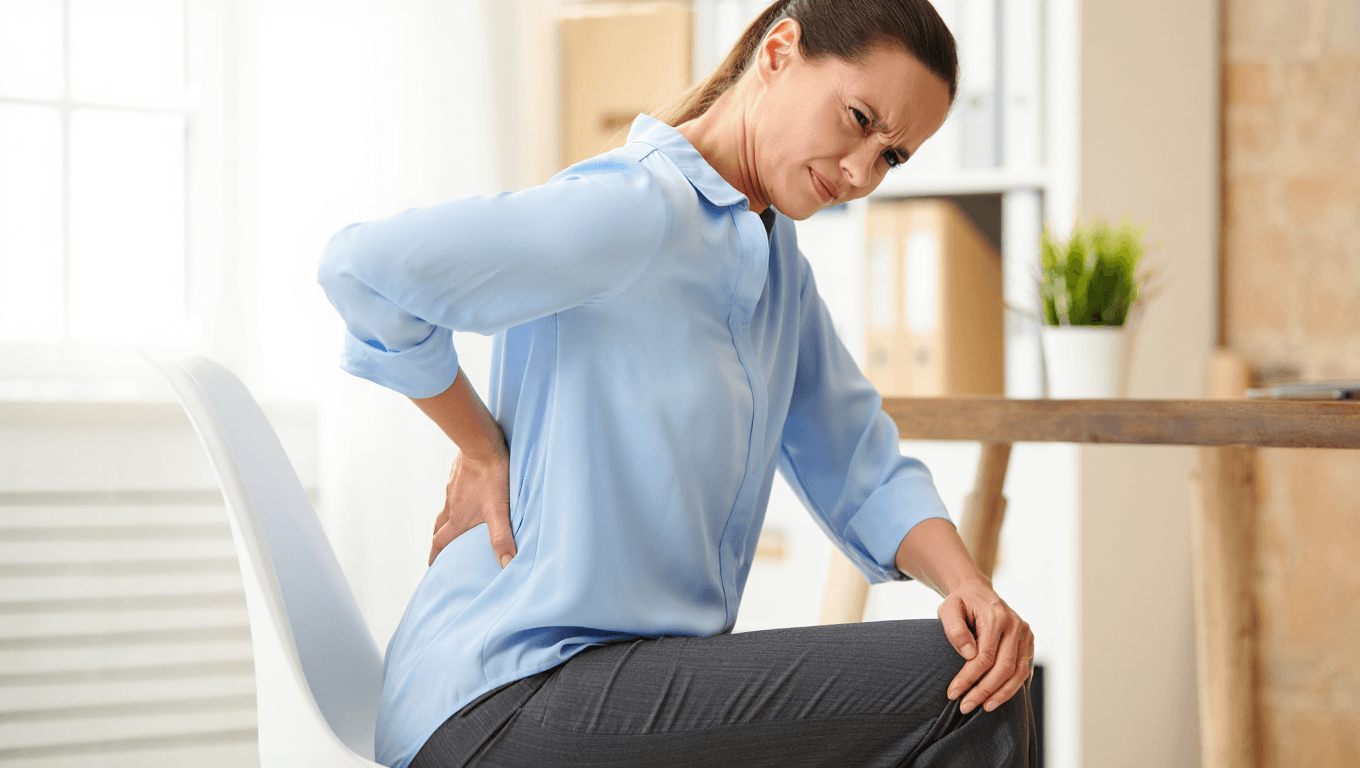 Douleurs sciatiques en position assise ? Étirements simples pour les soulager