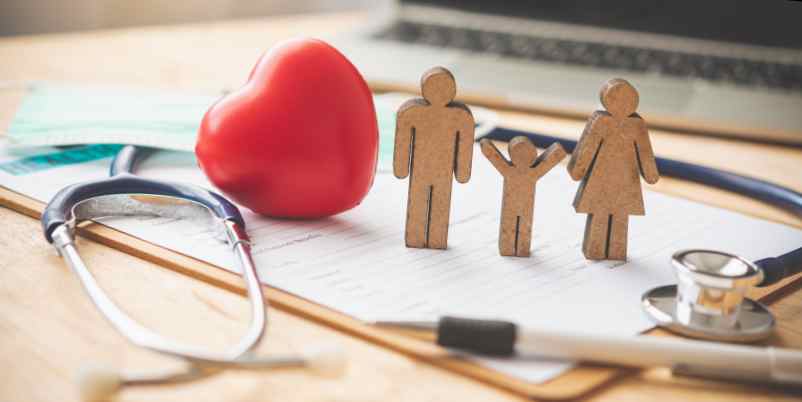 Peut-on avoir une mutuelle et une complémentaire santé solidaire ? Pharamond