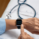 Montres connectées et santé cardiaque : sont-elles fiables ?