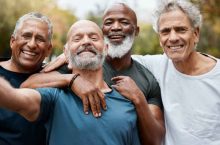 3 compléments naturels à privilégier pour rester en forme après 60 ans