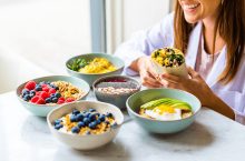 Cinq recettes de petit-déjeuner anti-inflammatoires pour l&rsquo;arthrose, par une diététicienne