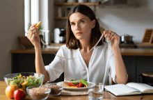 Comment réussir un régime hypocalorique sans fringales : 7 conseils d&rsquo;une diététicienne ?