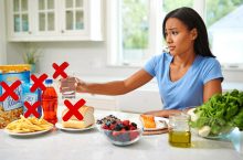 Ovaires polykystiques (SOPK) : 5 aliments à éviter pour mieux gérer vos symptômes