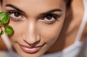Pourquoi la centella asiatica améliore votre routine pour les cils ?