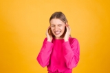 Bourdonnement d&rsquo;oreilles : faut-il s&rsquo;inquiéter ?