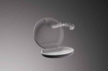 Comment fonctionnent les aligneurs dentaires invisibles ?