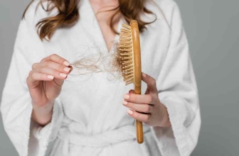 Perte de cheveux : quelles carences en sont responsables ?